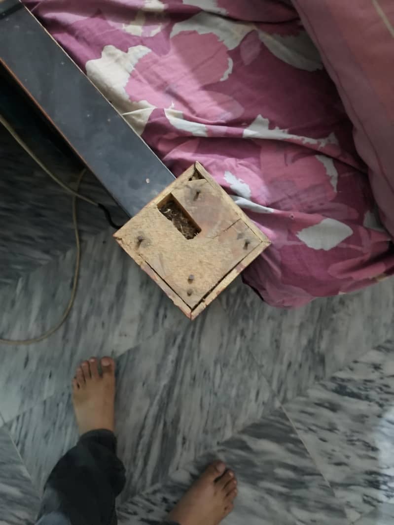 king size bed 3