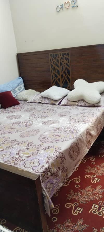 Wooden used furniture