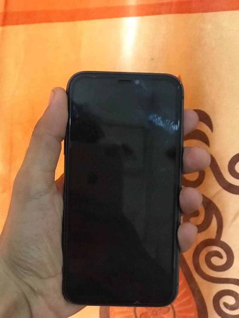 Apple iPhone 11 11