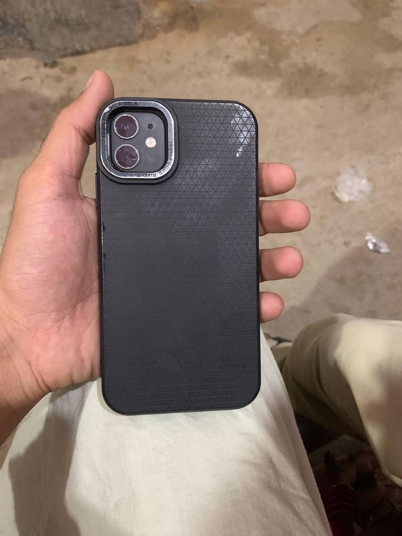 Apple iPhone 11 0