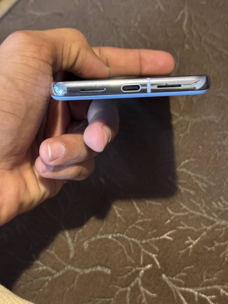 Google Pixel 8 Pro 4