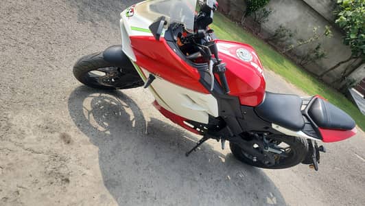 Sigma 250cc Ducati 1199 Replica - Total Genuine (Only 1200 KM)