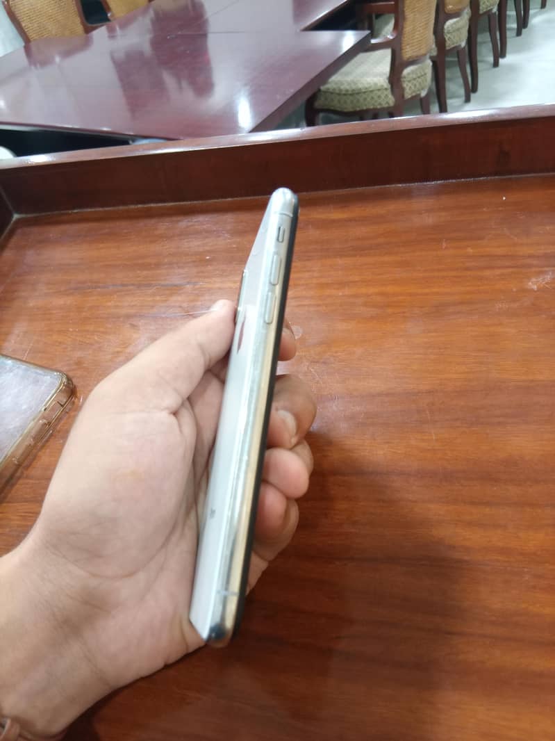 Apple iPhone X 1