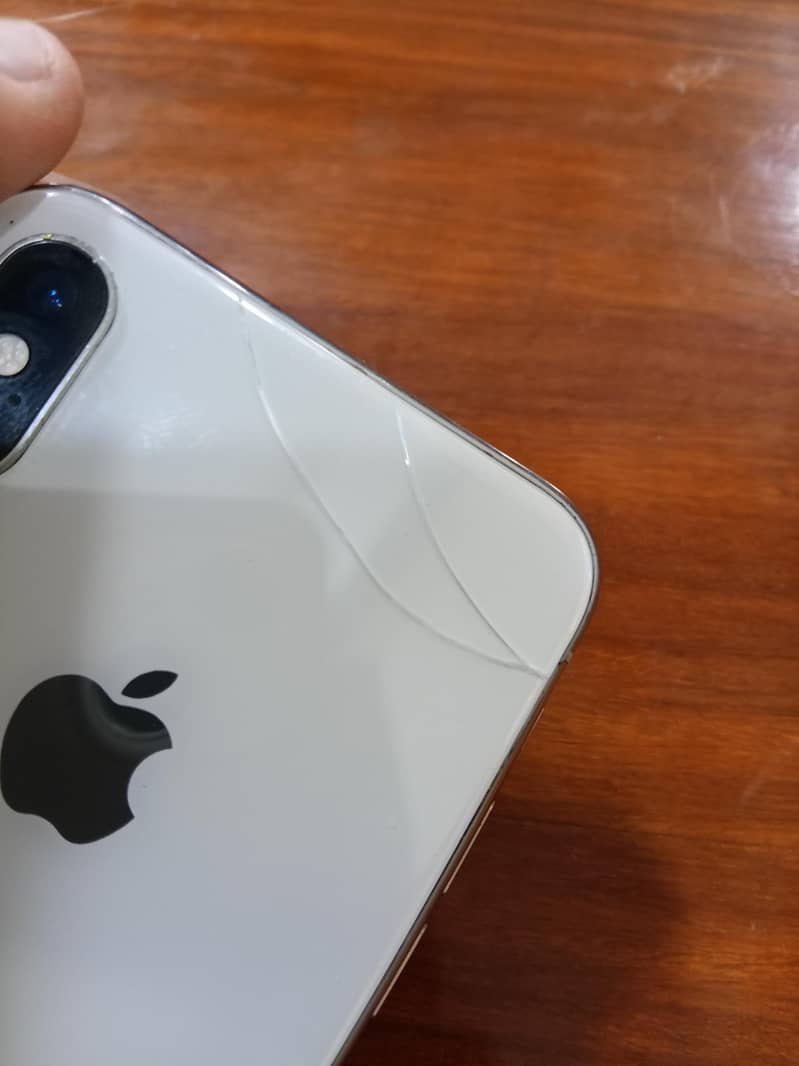 Apple iPhone X 6