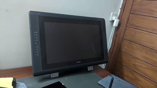 Wacom Cintiq 22 HD Drawing Display with Pen & Original Stand