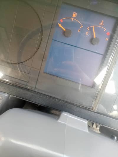 mazda driver chahye