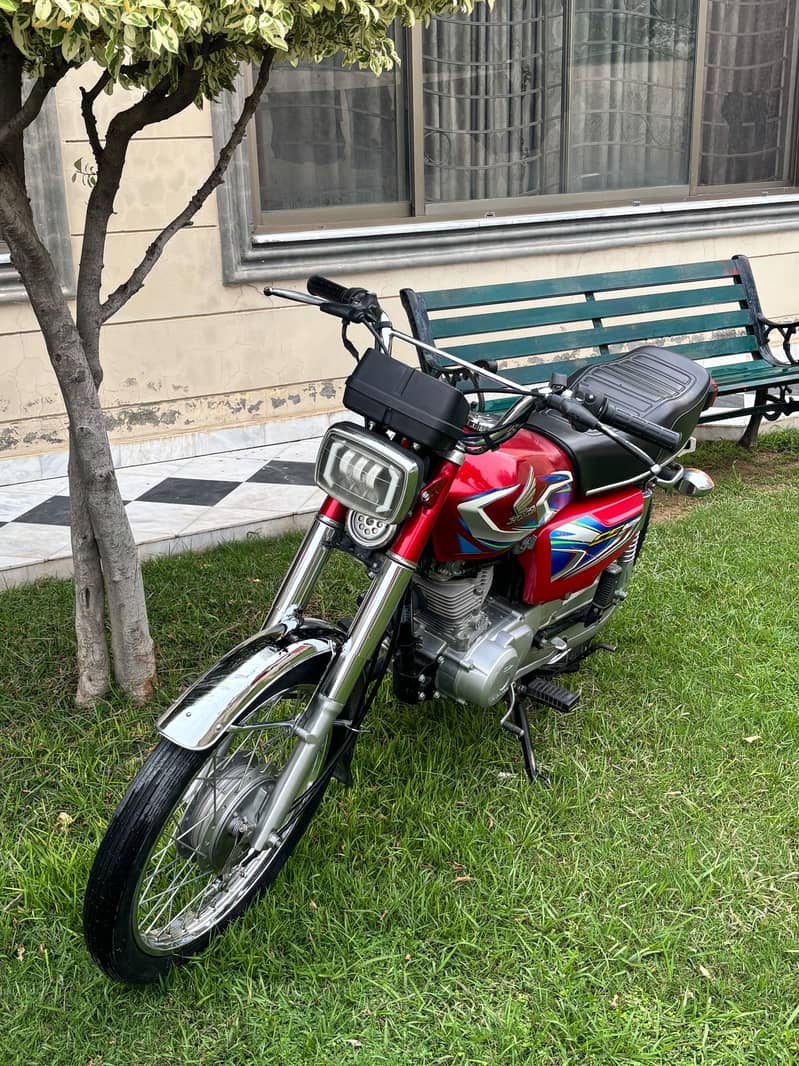 CG 125 3