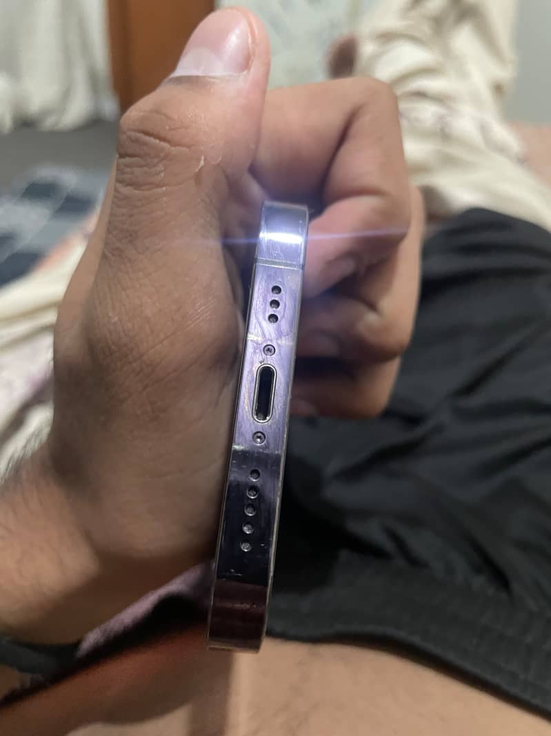 Apple iPhone 14 Pro 3