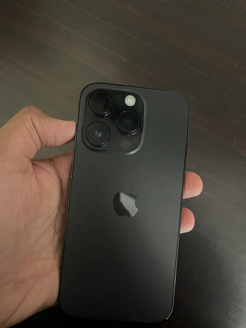 Apple iPhone 14 Pro 0