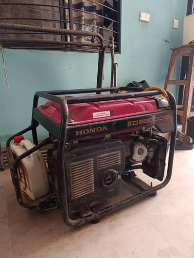 Honda EG6500CXS Generator | 5.5 - 6.5 kVA | Petrol & Gas Dual Fuel