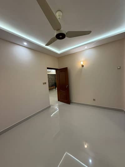 Cliftonia Luxury 3Bed Apartment For Rent