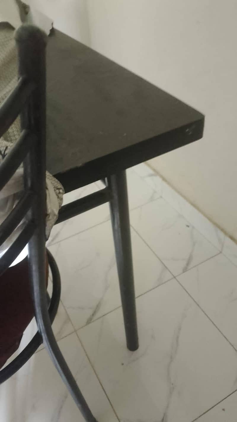 6 seater dining table 1