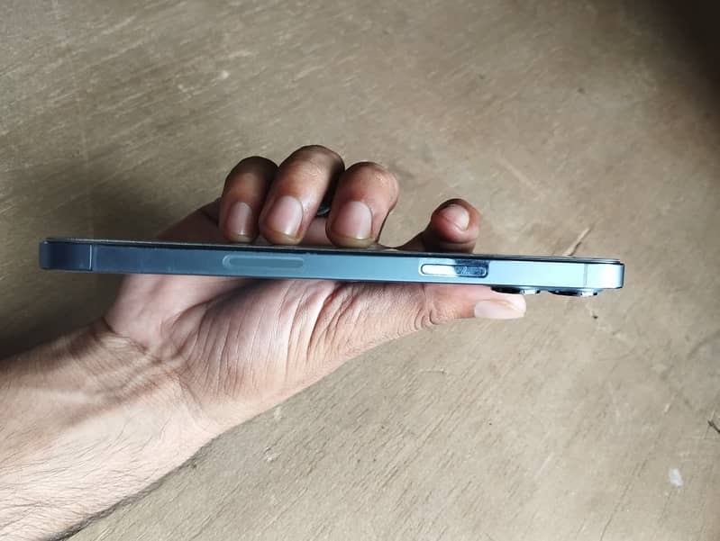 Apple iPhone 12 Pro Max 2