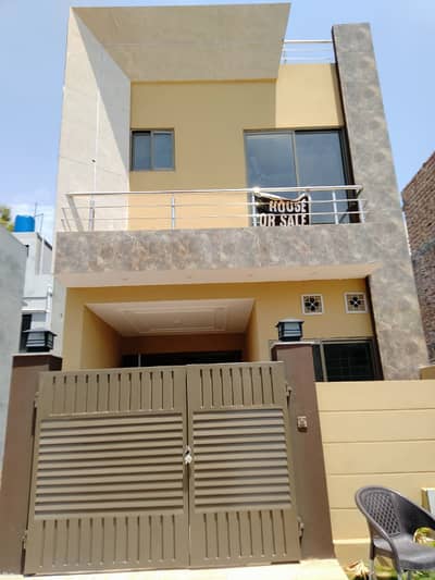 3 MARLA BRAND NEW LUXURIOUS HOUSE FOR SALE