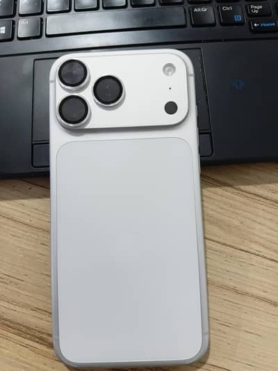 Apple iPhone 17 Pro Max JV