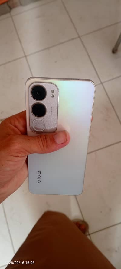 Vivo Y19s