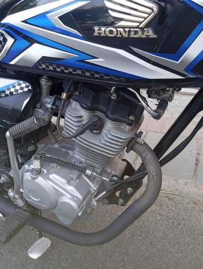 honda CG 125   2025 model 10/9.5