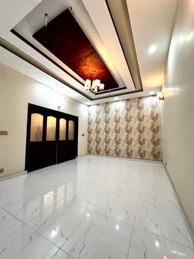 Nasheman E Man Iqbal Phase 2 Lower 10 Marla portion rent