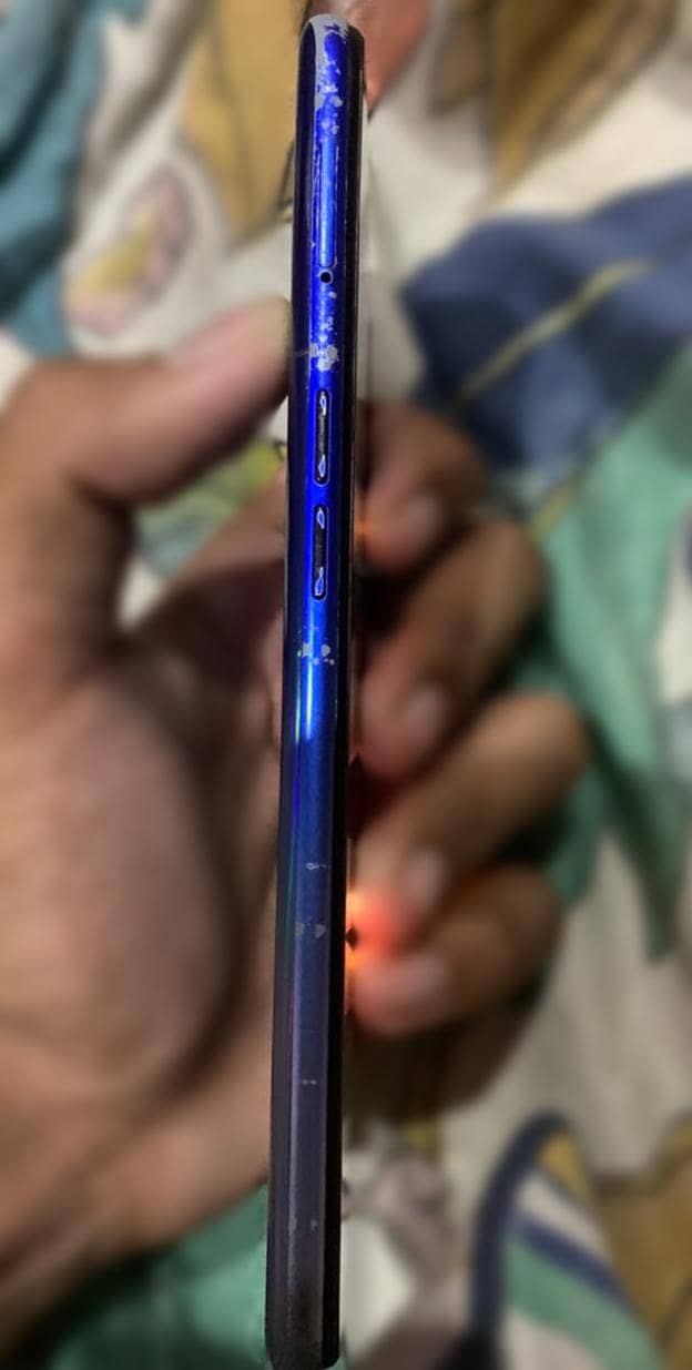 OPPO A54 1