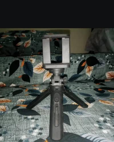 Mobile Tripod Stand – Adjustable & Portable