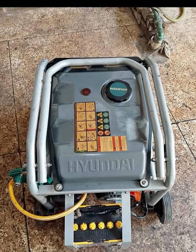 Hyundai generator use like new from sail Peshawar patng choka