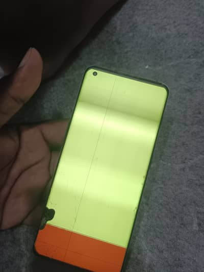 One Plus 10 Pro PANNNEL NEED JIS K PAS HA BTAO DOD WALA CHLY GA LINE W
