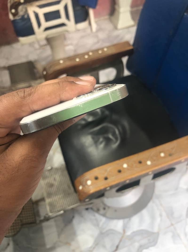 Apple iPhone 12 Pro Max 1