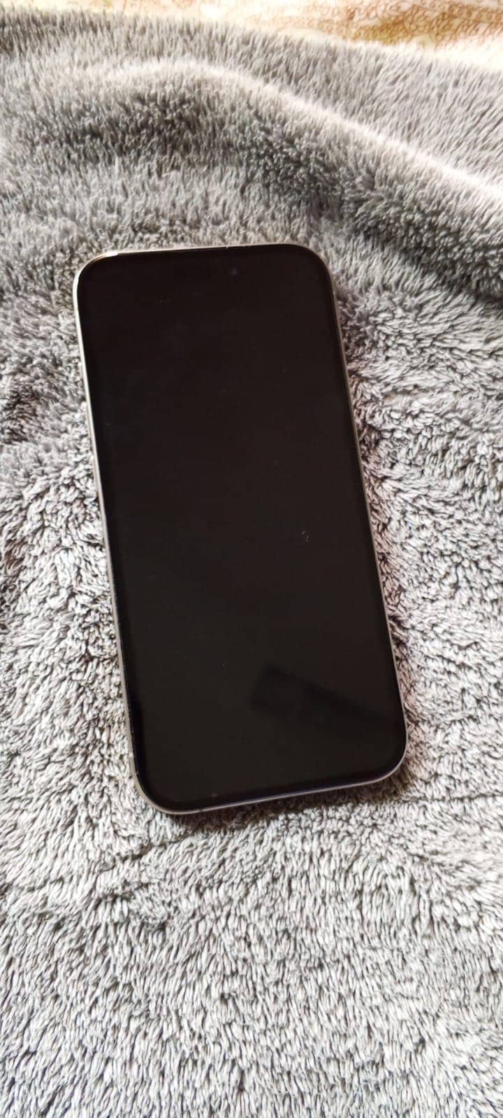 Apple iPhone 15 Pro 2