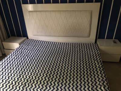 Bed Set with side tables