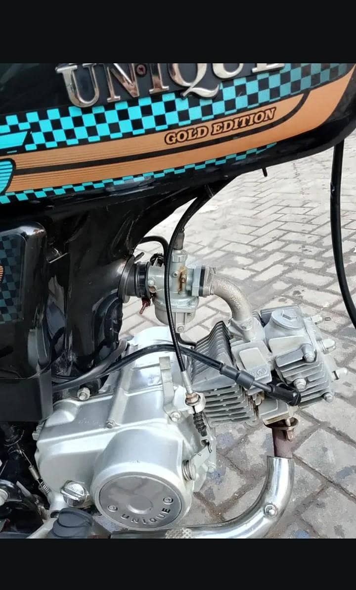 unique plus 1