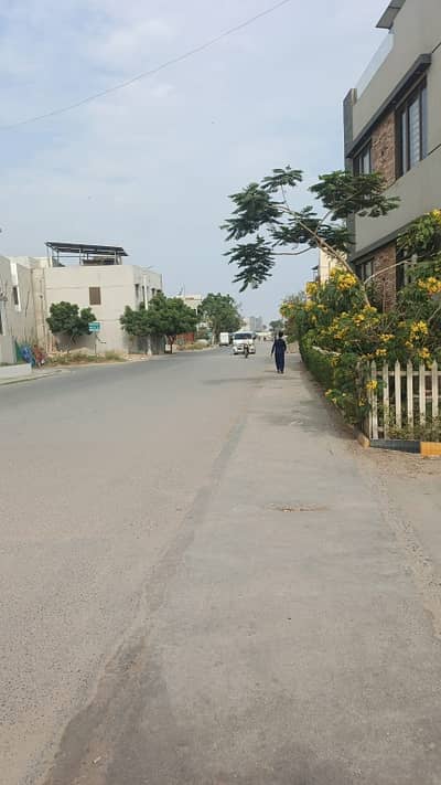 100YARDS FULLY RENOVATED READY TO MOVE DOUBLE STORY BUNGALOW FOR SELL IN DHA PHASE 7 EXT NEAR BY FATIMA MASJID