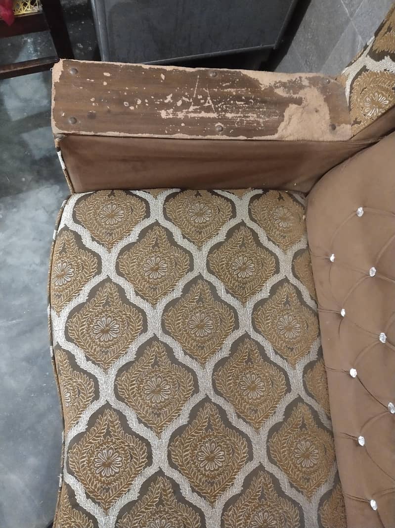 2 Seater Sofa 6