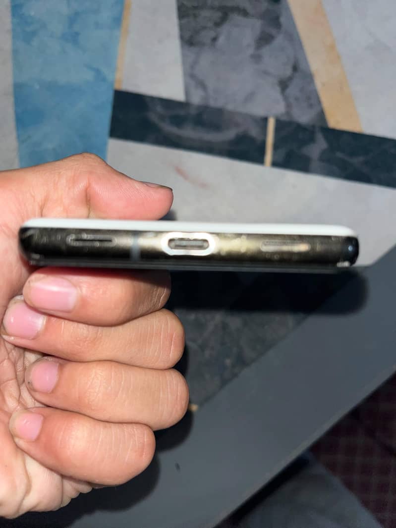 Google Pixel 6a 8