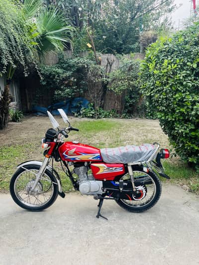 Honda CG 125 2020 model total original 10/10 condition best for 2021