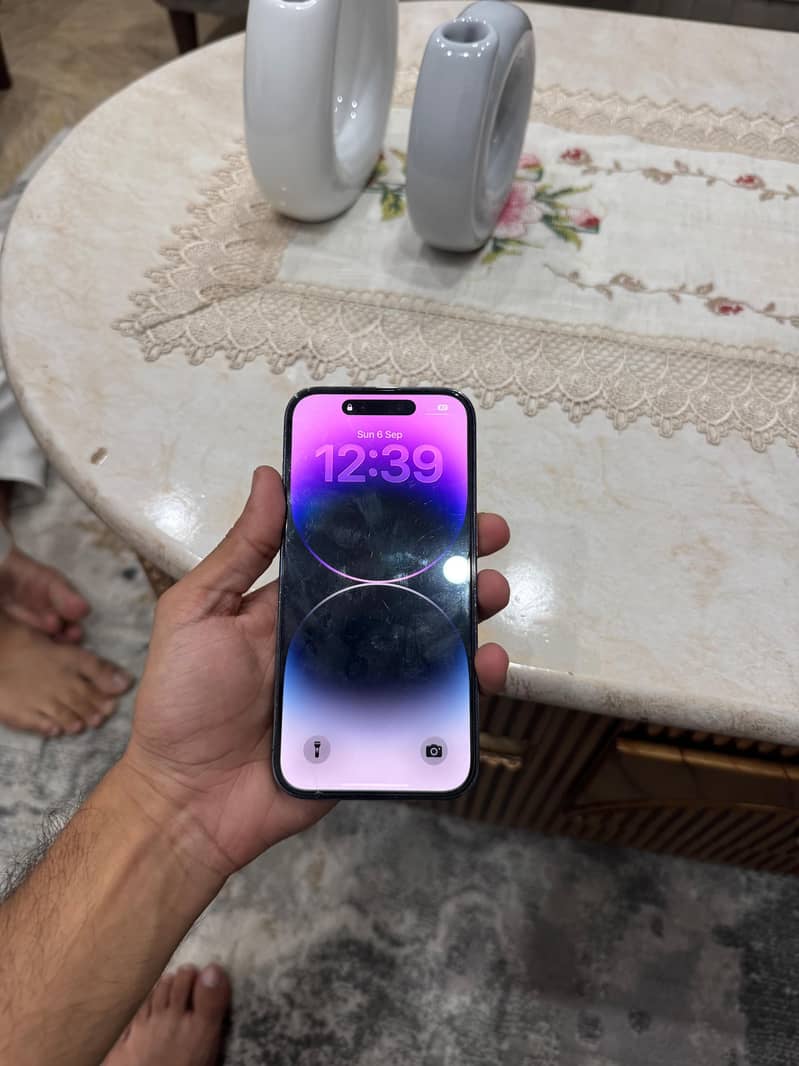 Apple iPhone 14 Pro 1