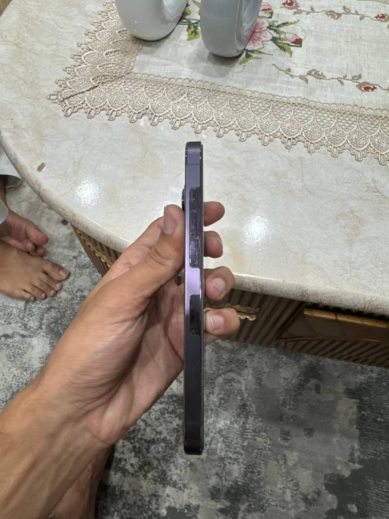 Apple iPhone 14 Pro 3