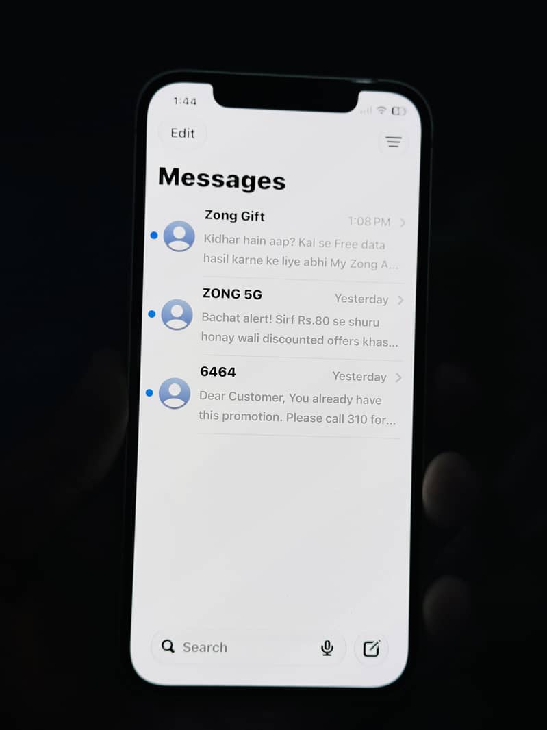 Apple iPhone 12 3