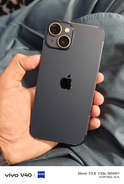 Apple iPhone 13    128gb. factory unlock   4month sim time available