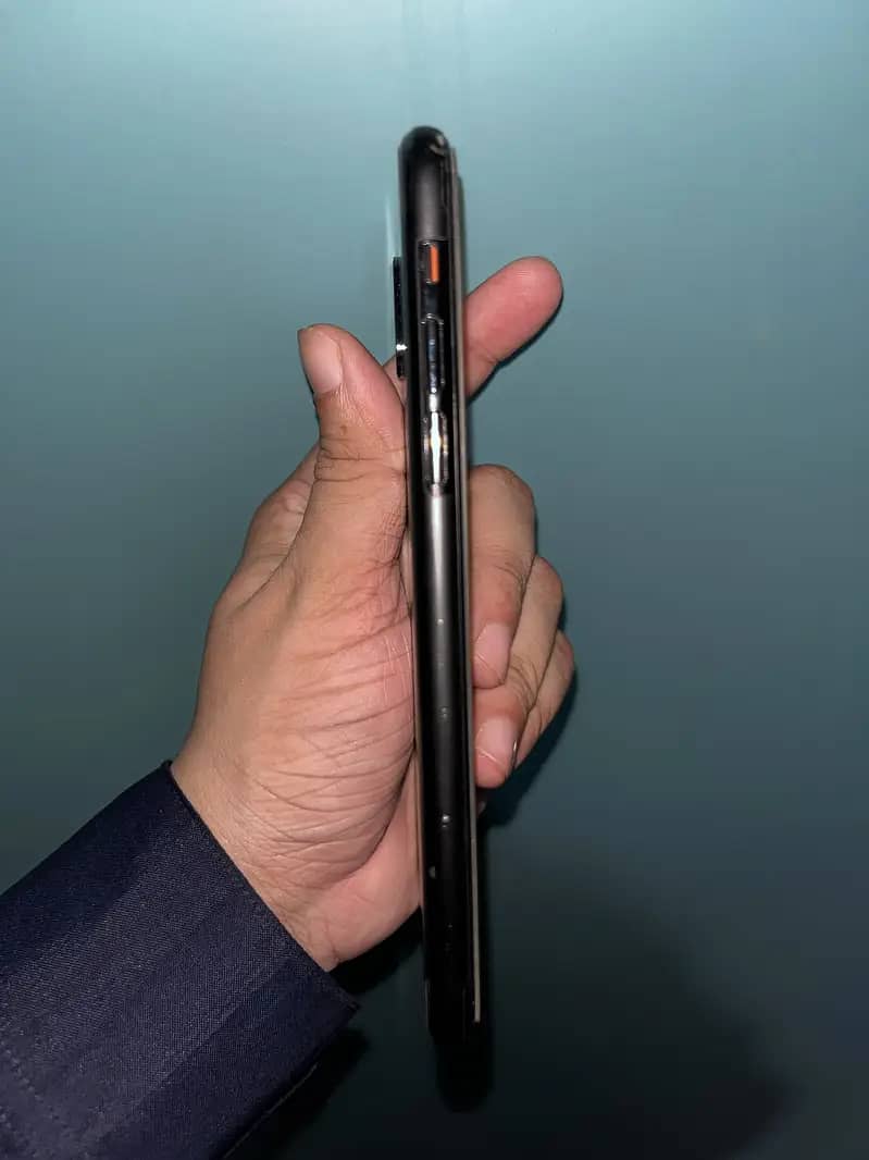Apple iPhone X 2