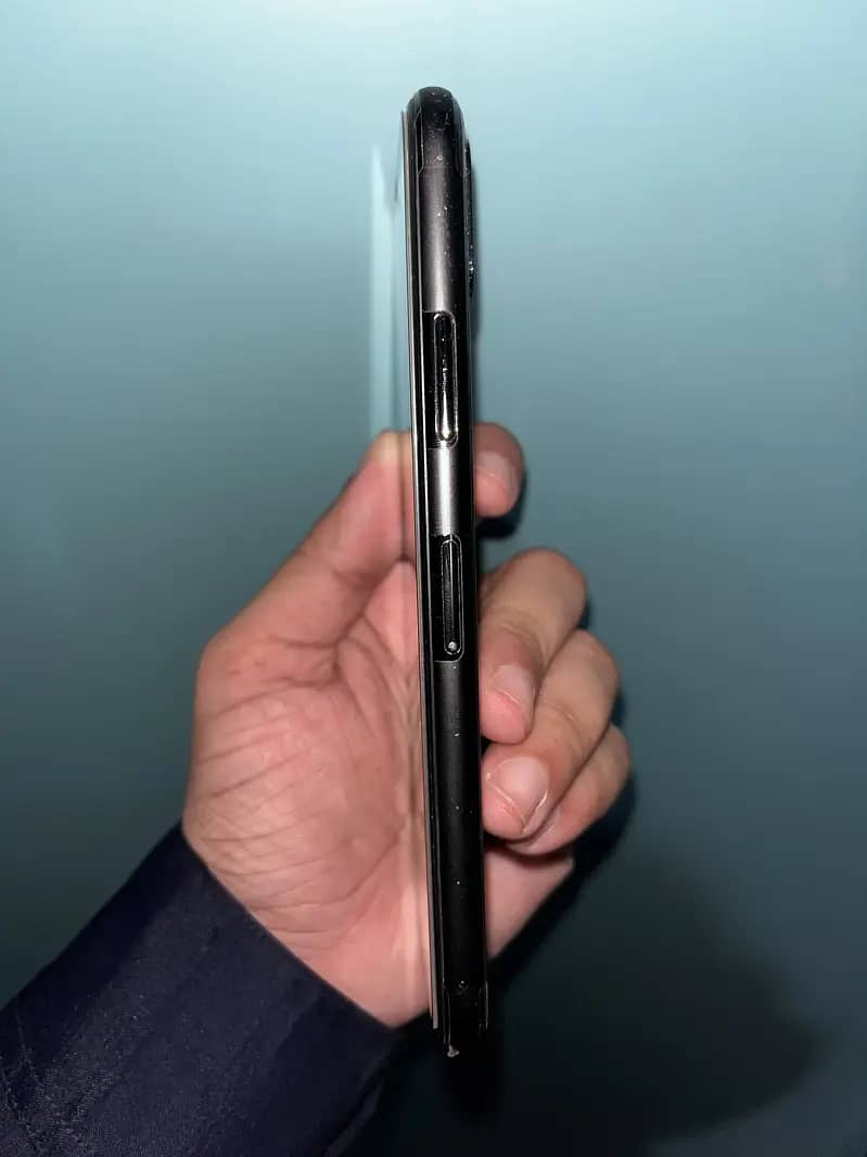 Apple iPhone X 3
