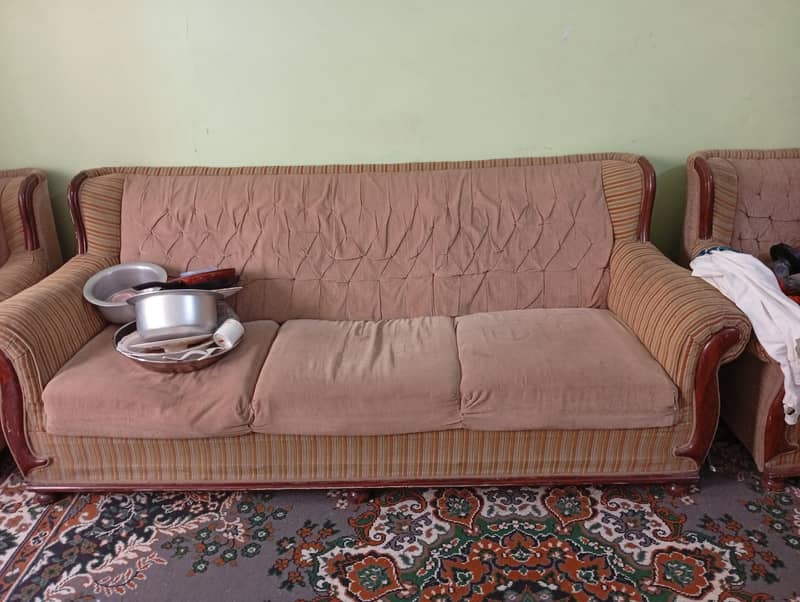 5 seetar sofa 1