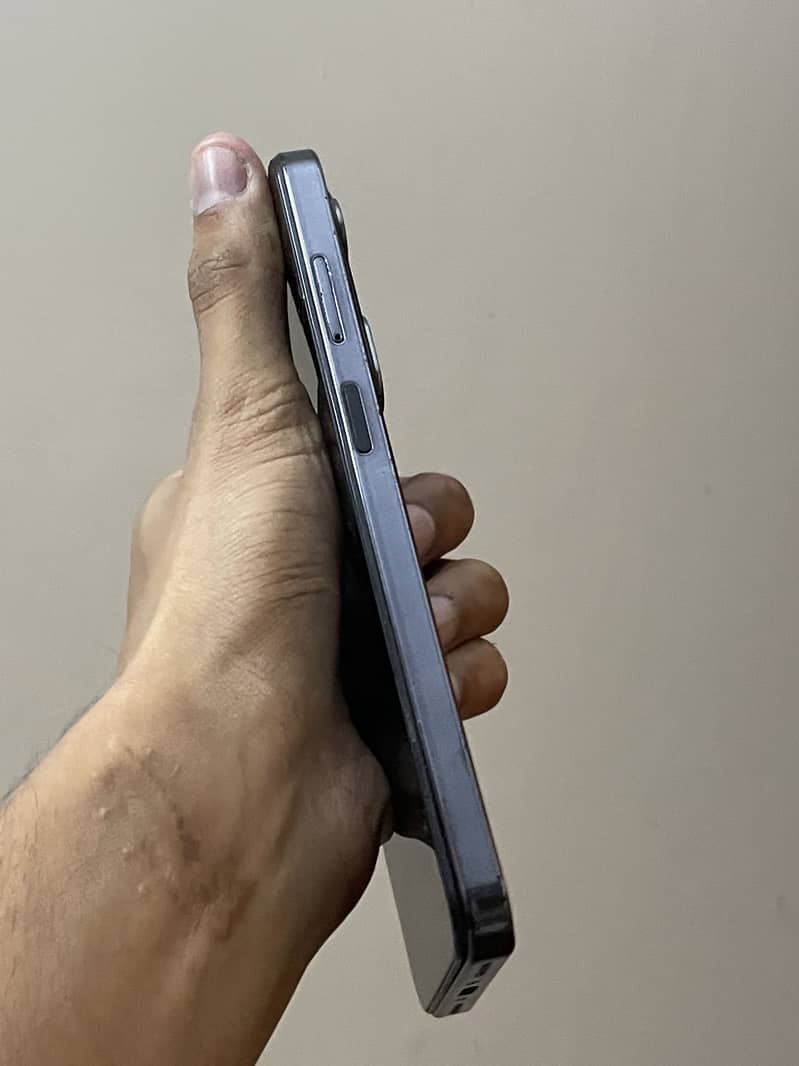 G'Five Note 25 1