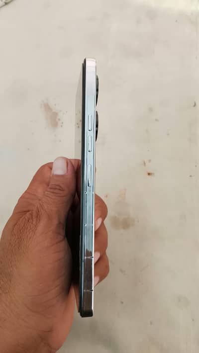 Tecno CAMON 20