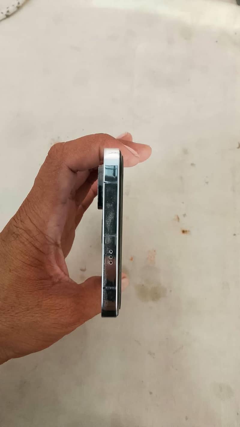 Tecno CAMON 20 1