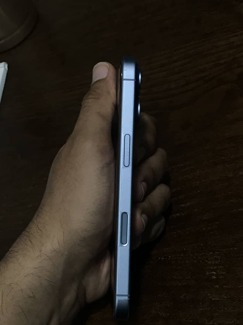 Apple iPhone 17 2