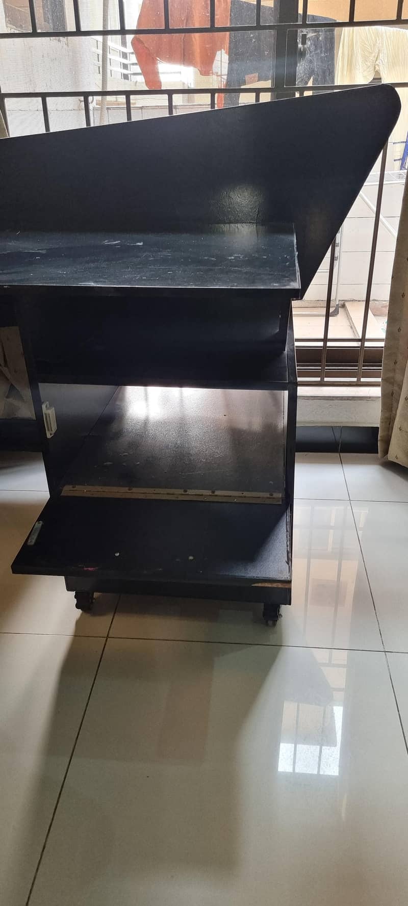 Computer Table - Wooden 3