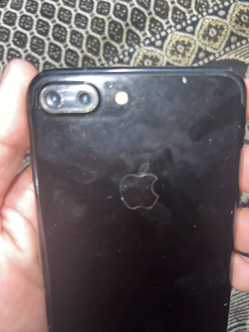 Apple iPhone 7 Plus 4