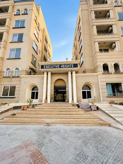 Per day apartment available luxury Furnished on f11