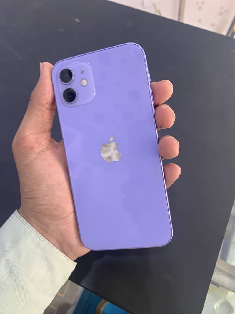 Apple iPhone 12 0