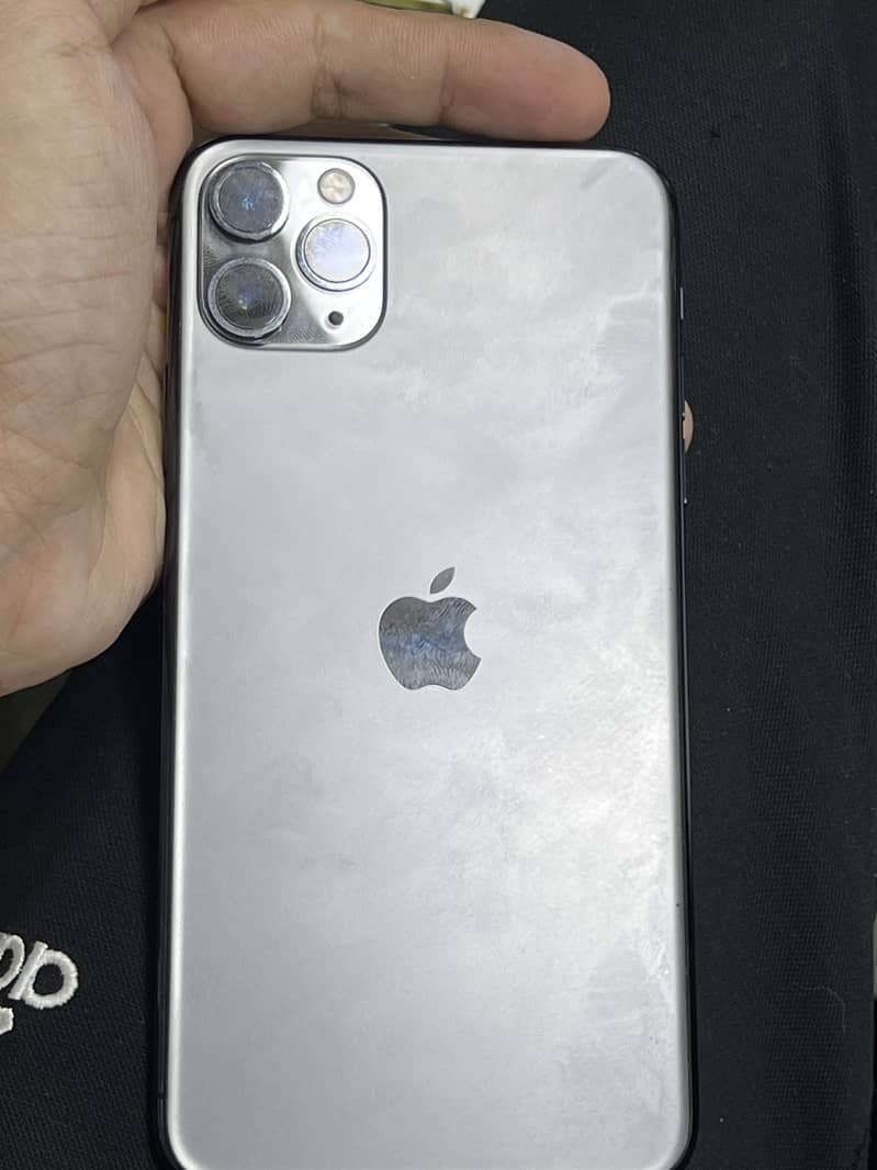 Apple iPhone 11 Pro Max 1